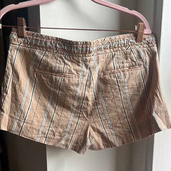 *LIKE NEW* BCBGMaxAzria High Waist Tan and White Shorts - Picture 6 of 6